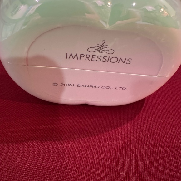 Sanrio Hello Kitty Makeup Brush Holder Limited Edition - Picture 3 of 4